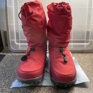 Baffin Womens Size 7 Ease Red Snow Boots